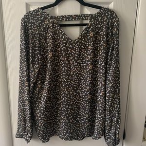 Loft Grey Top with Floral Detail, Bar Back